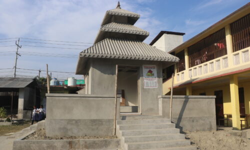 पुर्व विद्यार्थीहरुको योगदानमा दुहबीको सरस्वती माध्यमिक विद्यालयमा सरस्वती मन्दिरको निर्माण जारी