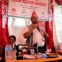 सीपसँग जोडिँदै अपाङ्गता भएका व्यक्ति : विराटनगरमा जुत्ता–चप्पल बनाउने तालिम सुरु