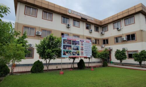 विराटनगरको एभरेष्ट कलेजमा जेठ ४ गते कक्षा ११ को प्रवेश परीक्षा, २१० जनाले मात्रै भर्ना पाउने